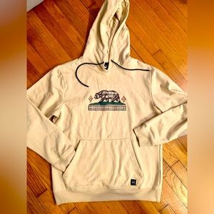 California republic tan hoodie embroidered detail. Size M super soft and cozy